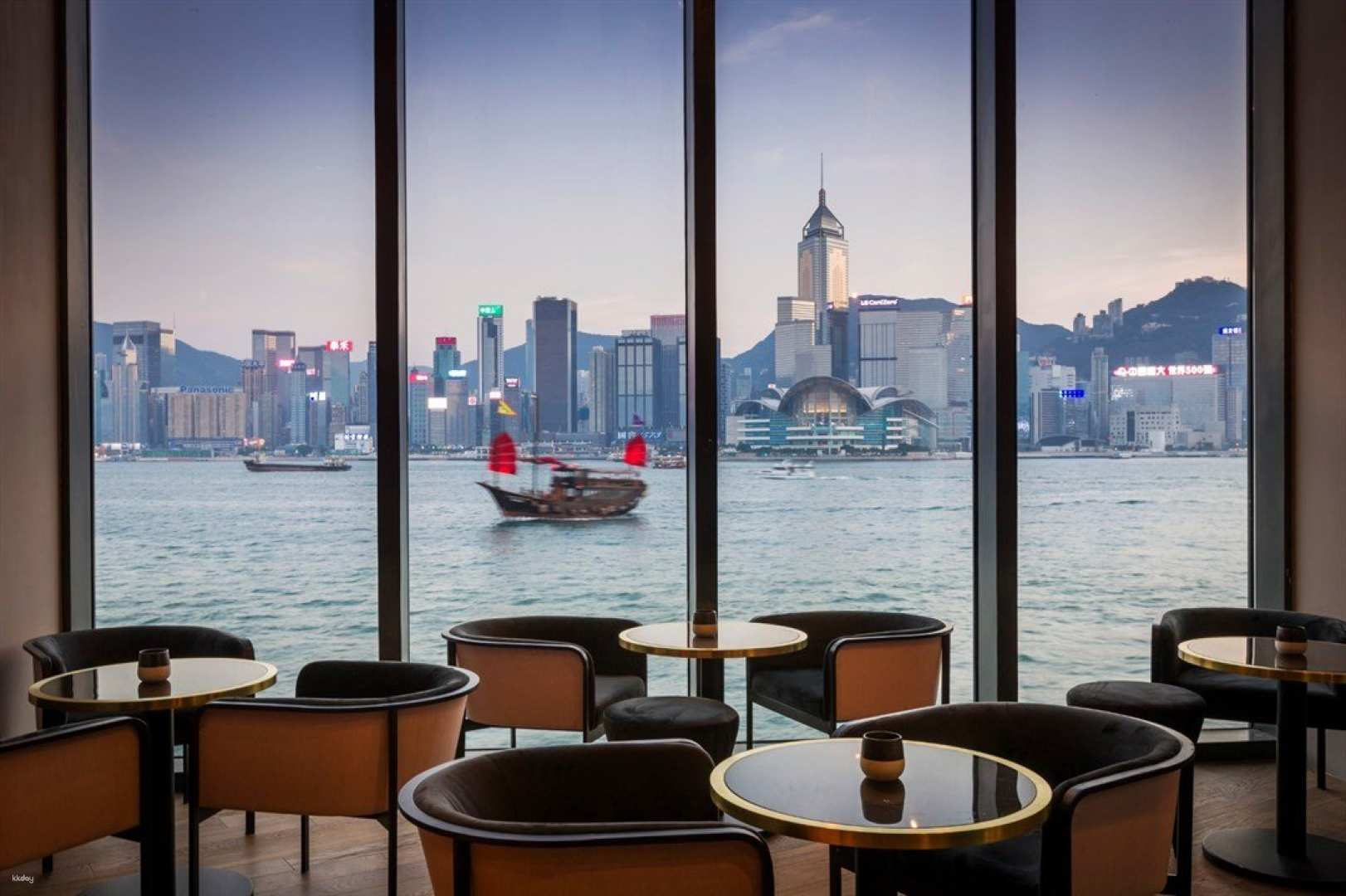 Seaview Restaurant in Tsim Sha Tsui ｜Hong Kong Museum of Art｜6 -course tasting Dinner ｜Special F&B Promotion 2024 - Photo 1 of 5